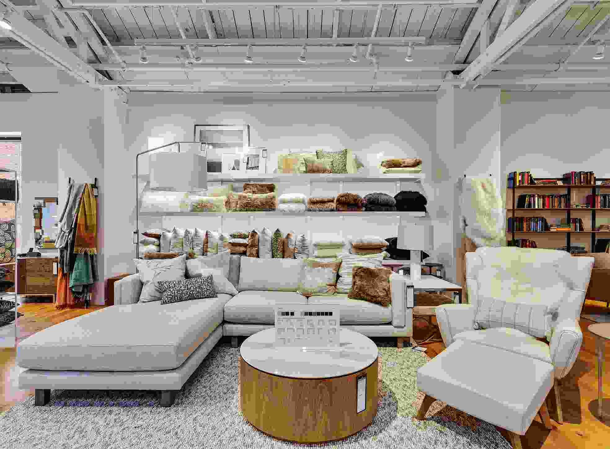 Pasadena Showroom 11