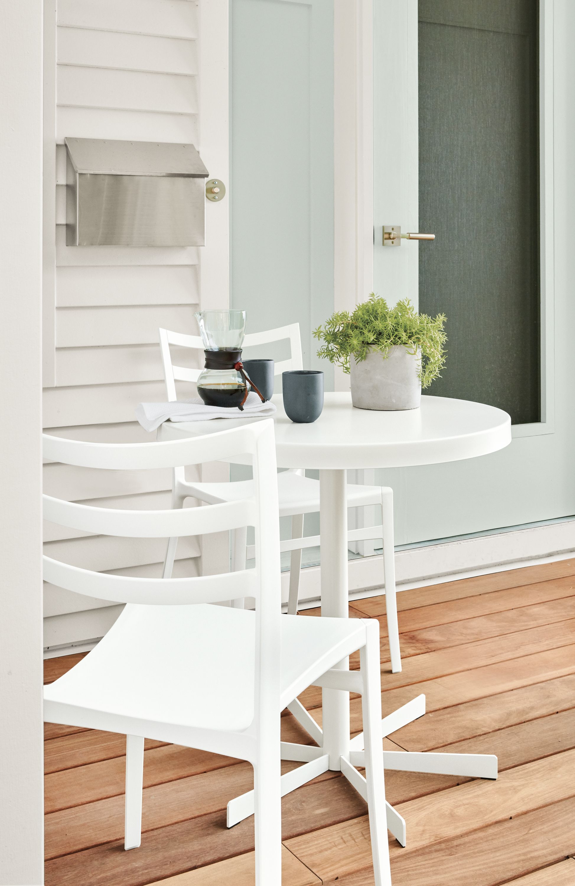 Detail of Penelope round table.