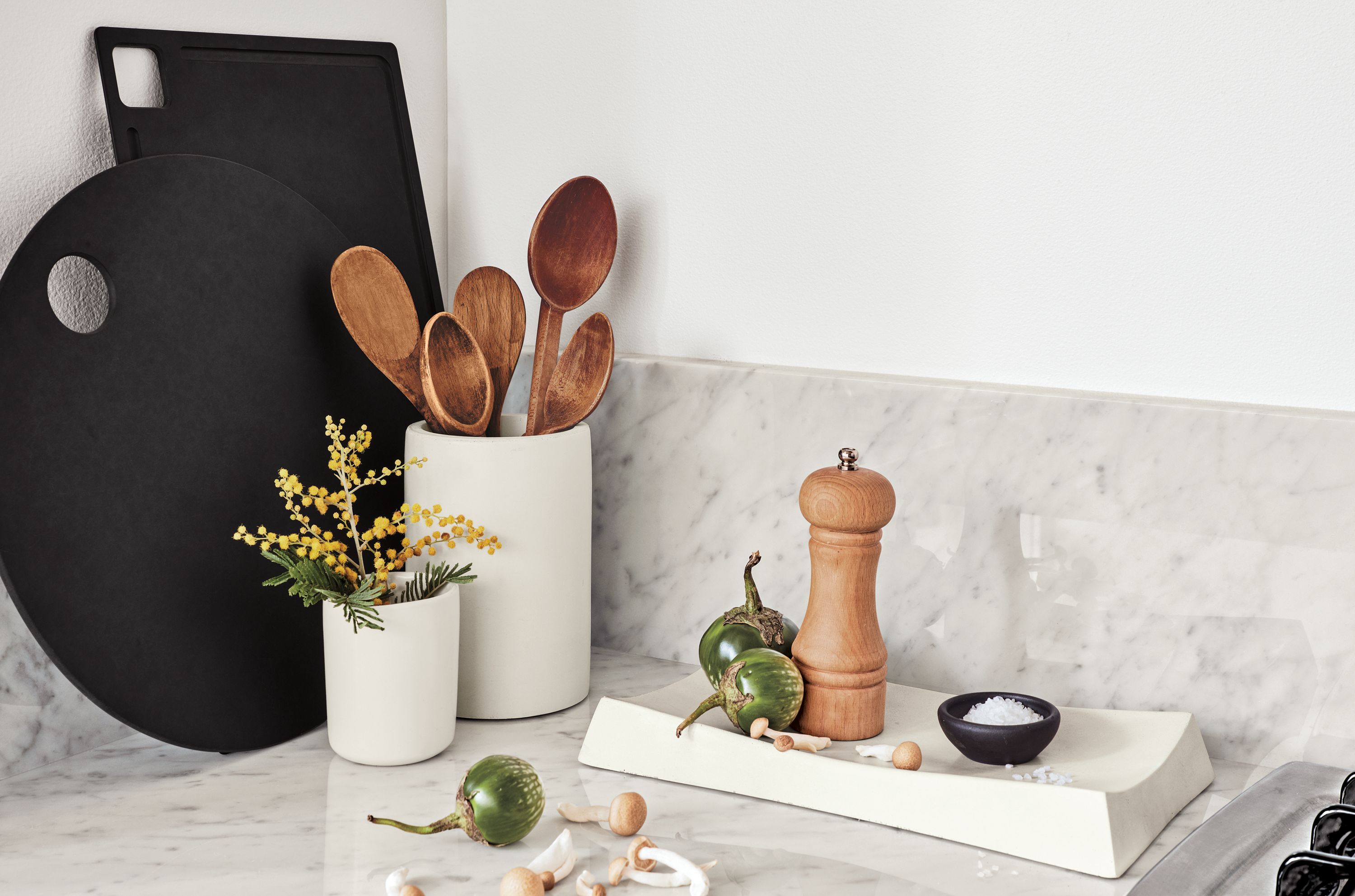 Detail of Saco utensil holder in white.