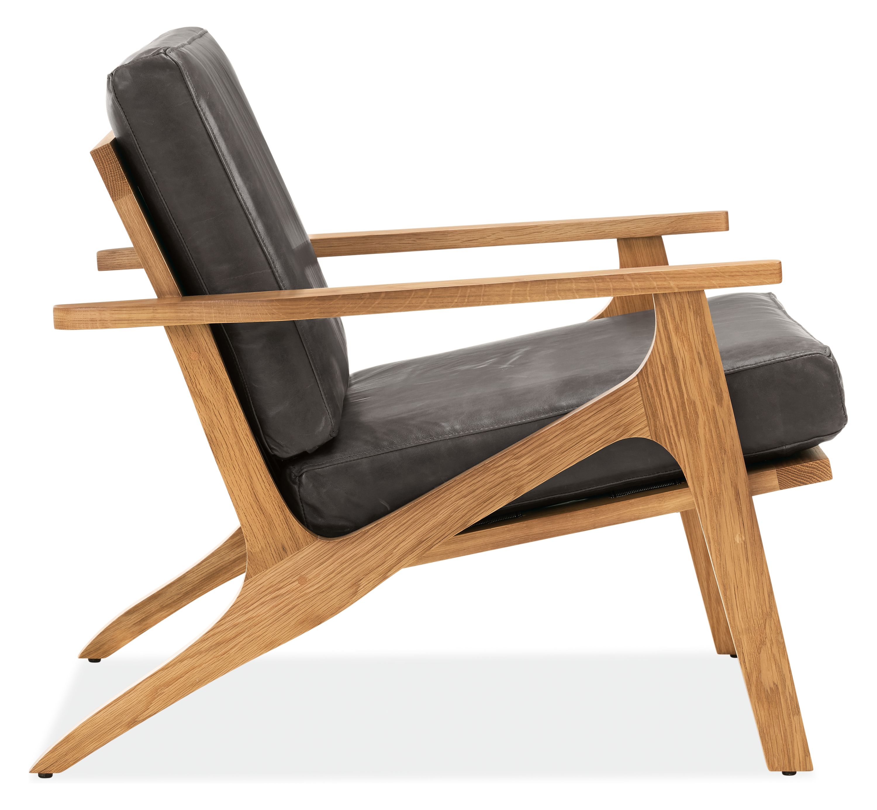 Side view of Sanna Chair in Vento.