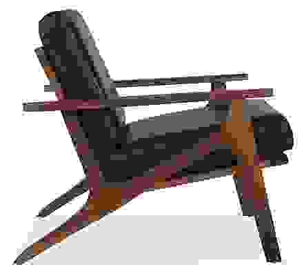 Side view of Sanna Chair in Livia.