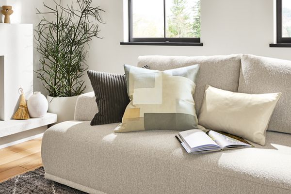 Room & Board Gavin Throw Pillow - Thumbnail 3