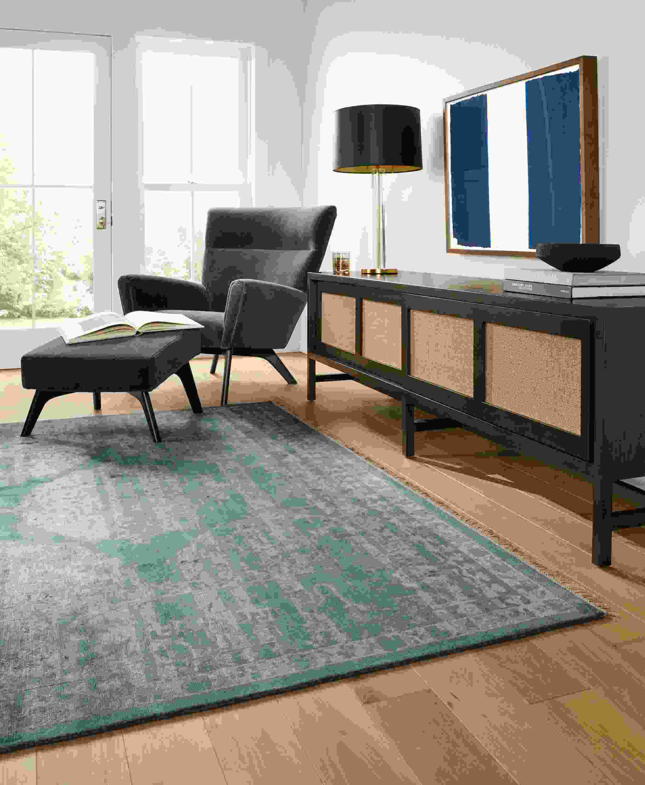 Detail of Sivas rug in ocean.