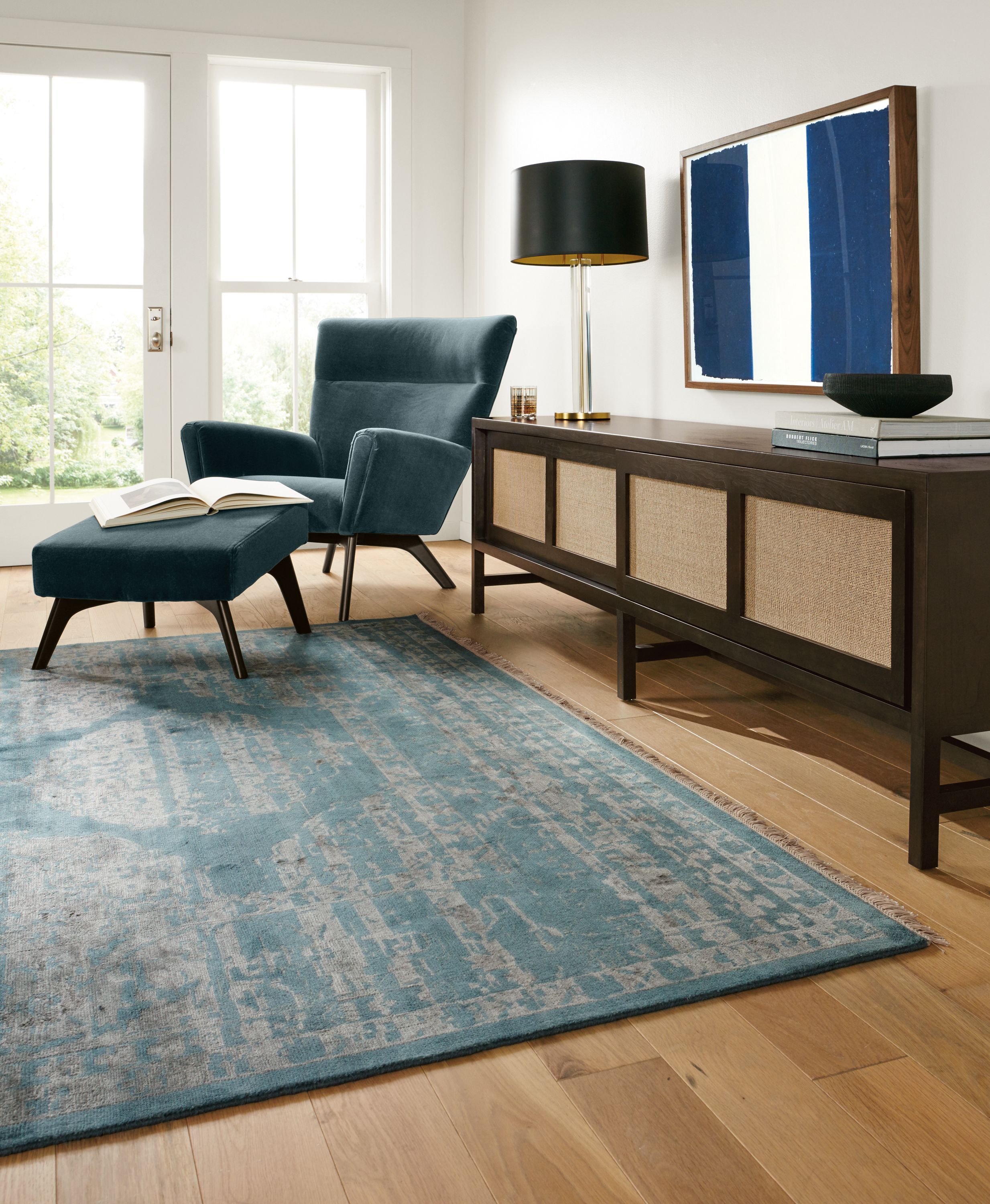 Detail of Sivas rug in ocean.