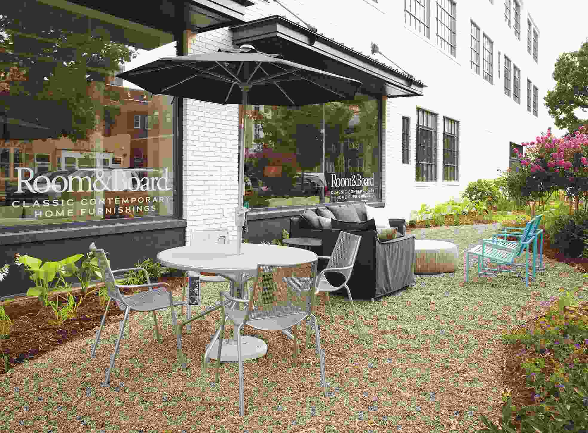 Washington DC Showroom 6