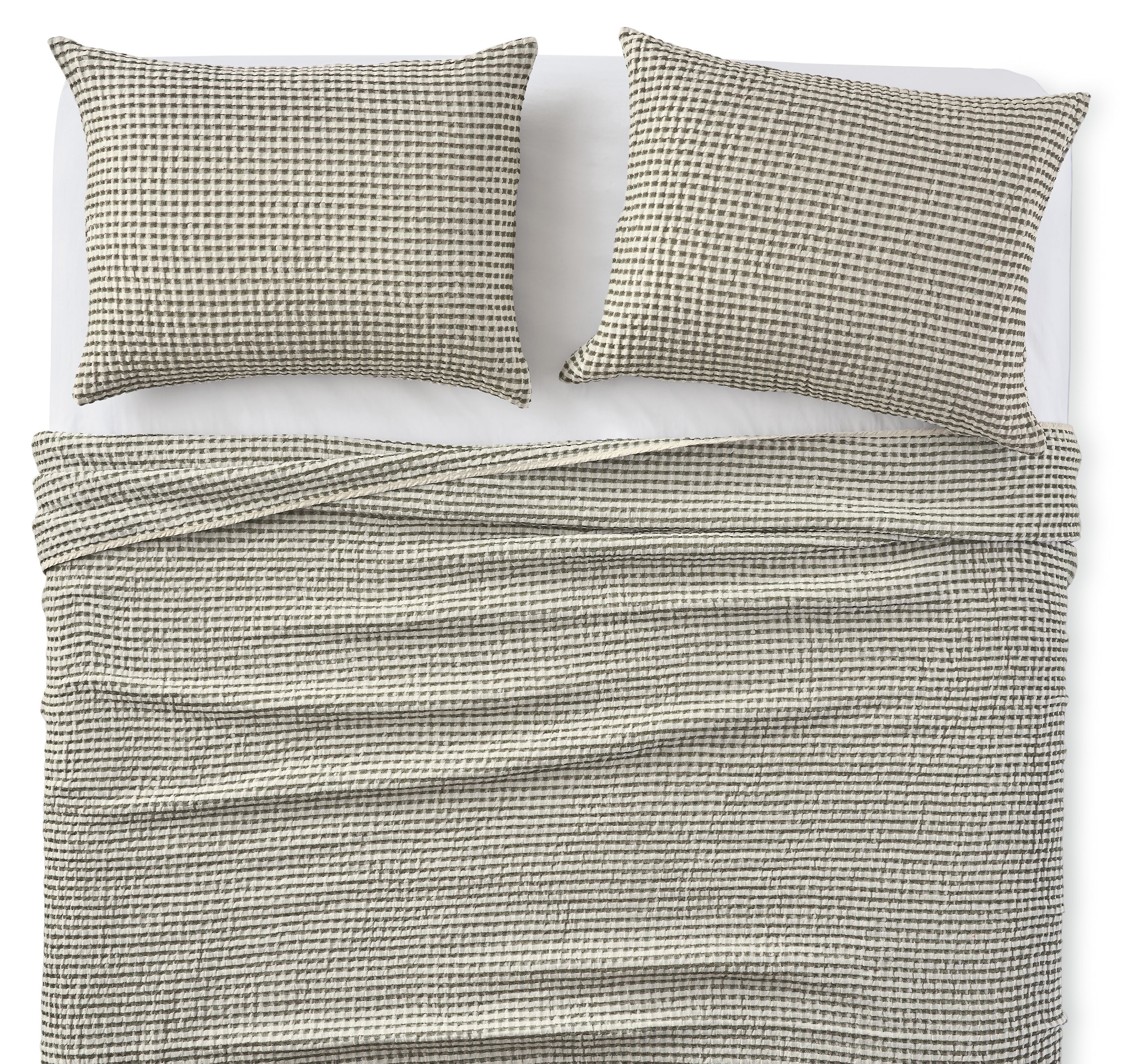 Overhead view of a bed with westin full/coverlet set in spruce.
