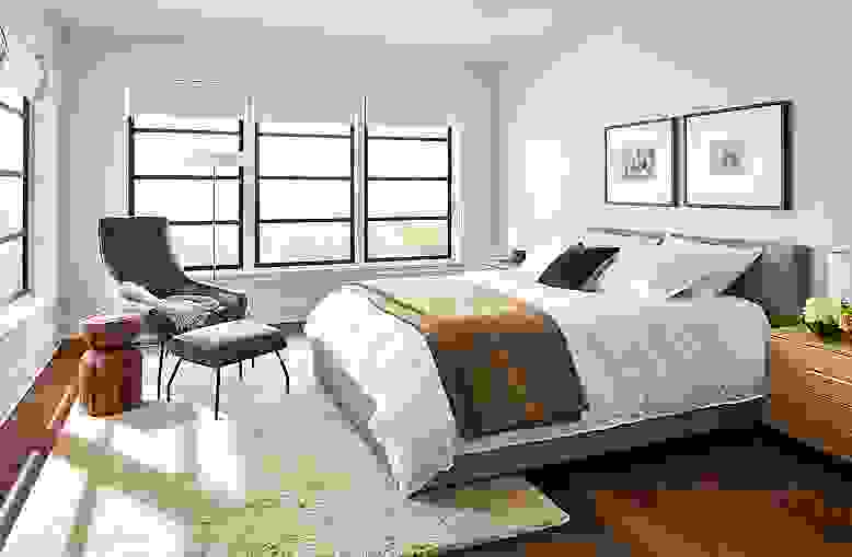 bedroom with wyatt queen storage bed in arin grey fabric